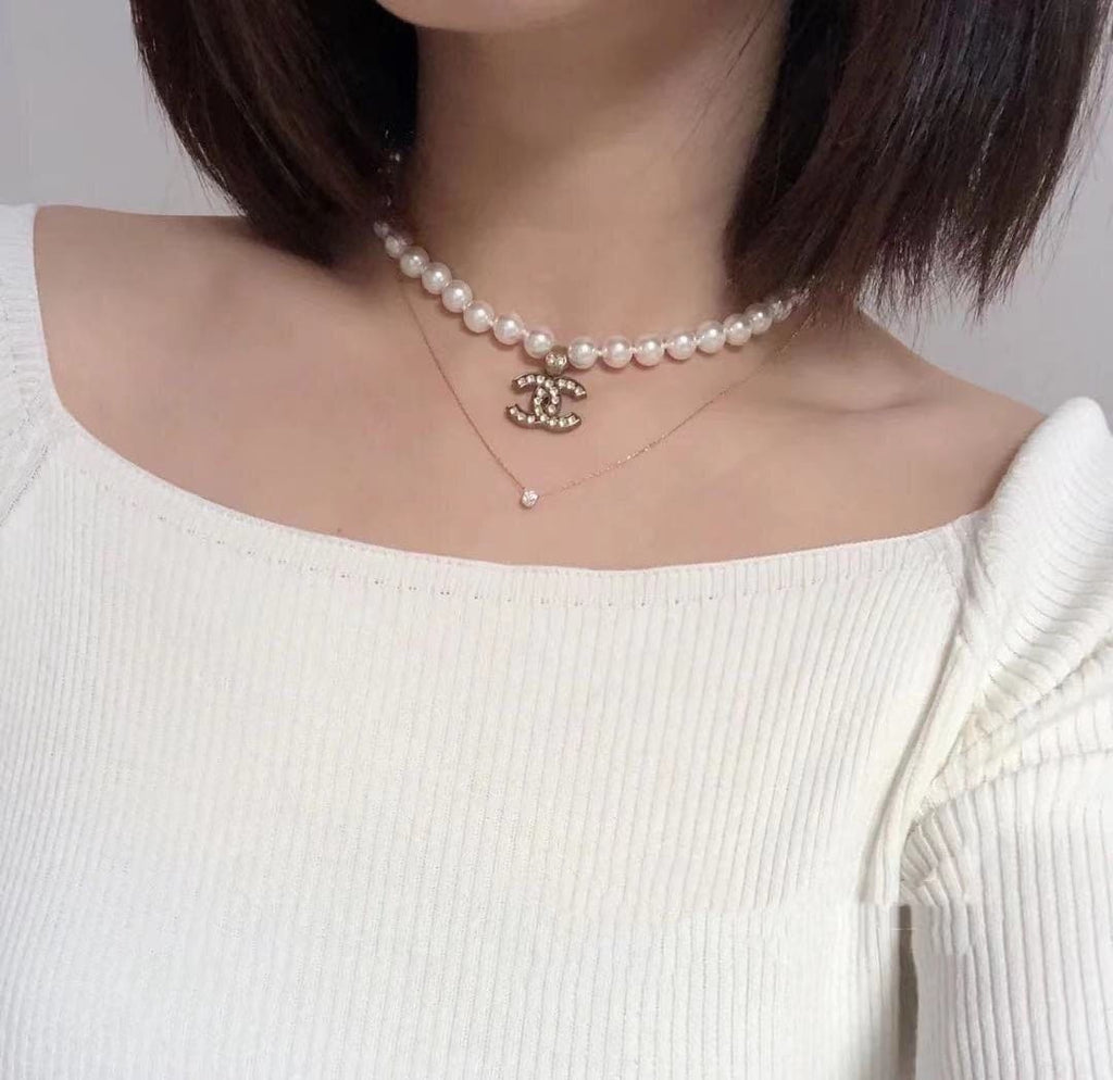18K  Chanel Diamonds Pearls Necklace