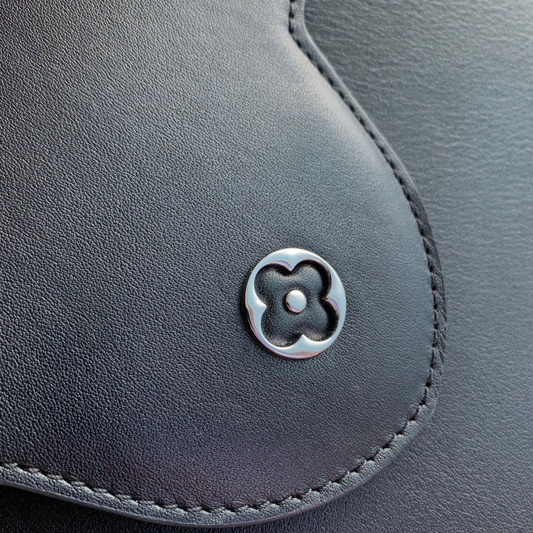 LOUIS VUITTON CAPUCINES BB 27 BLACK TAURILLON SILVER HARDWARE