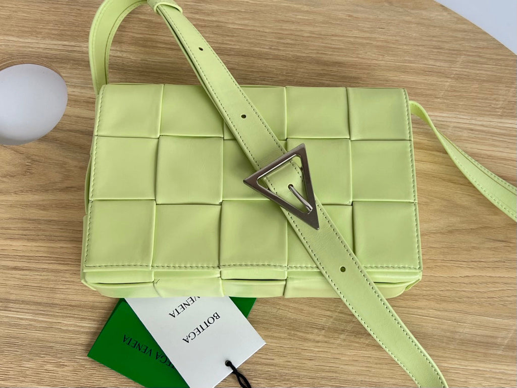 BOTTEGA VENETA SMALL CASSETTE 23 IN PINE GLADE CALFSKIN
