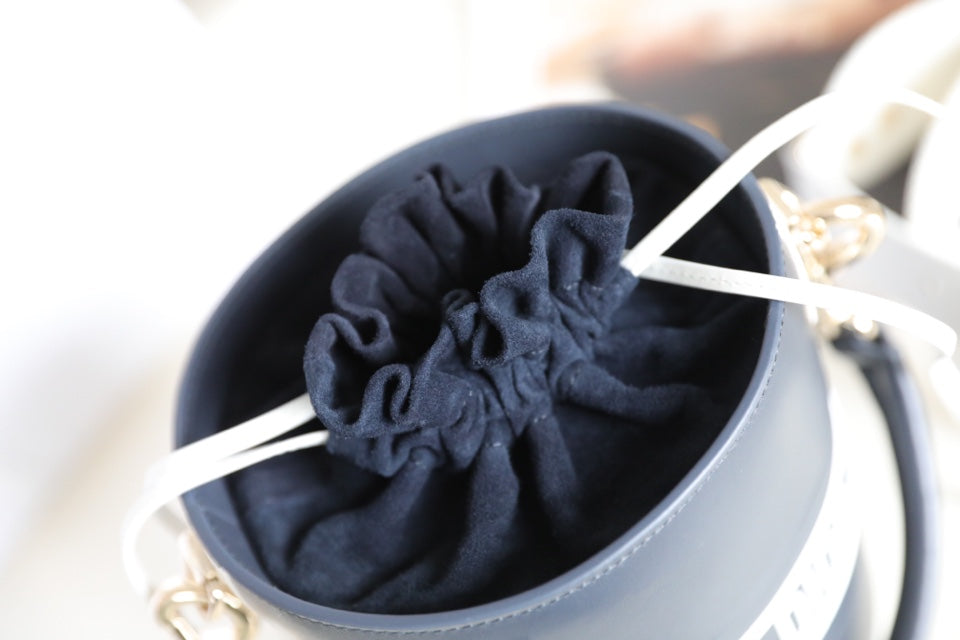DIOR VIBE 18 BUCKET BAG IN BLACK CALFSKIN