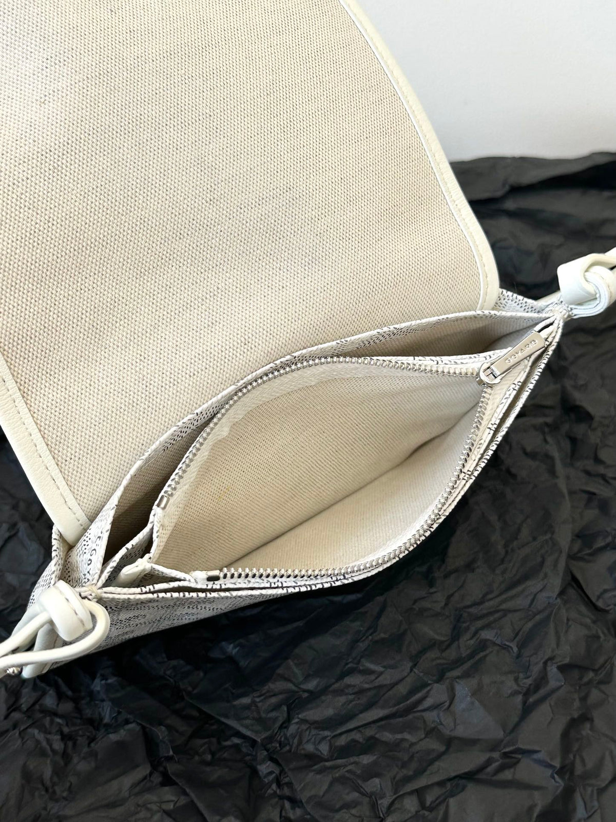 PLUMET POCKET WALLET 20 IN WHITE GOYARDINE CANVAS AND LAMBSKIN TRIM