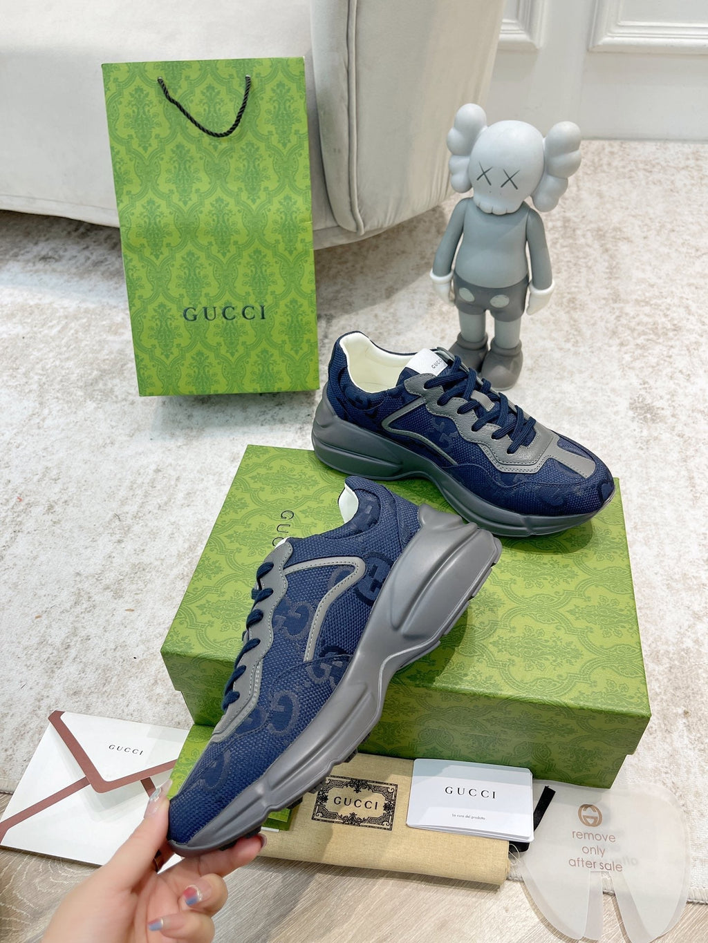 GUCCI RHYTON TRAINER NAVY AND GRAY LAMBSKIN