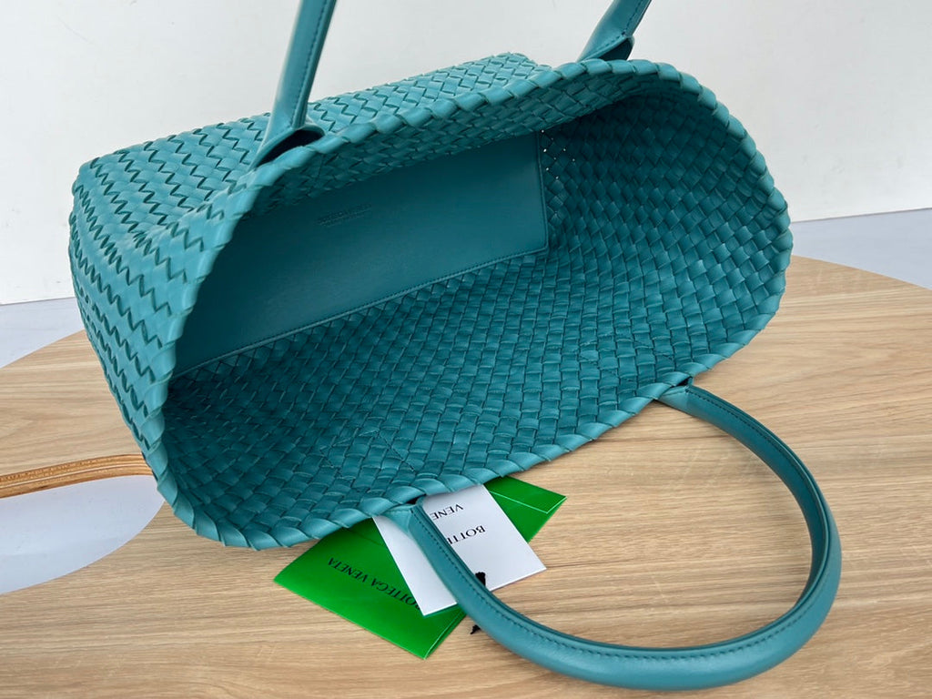 BOTTEGA VENETA SMALL CABAT 32 IN TEAL BLUE LAMBSKIN