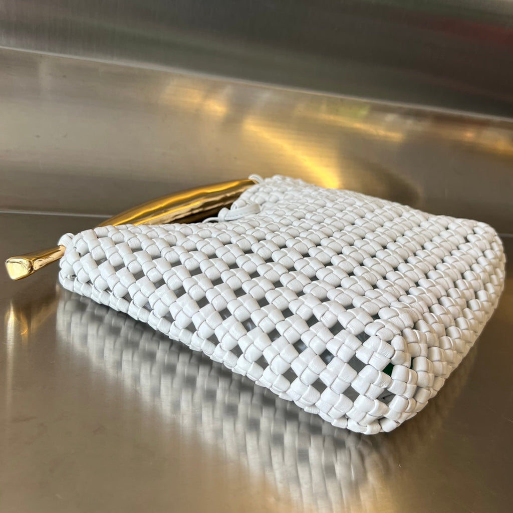 BOTTEGA VENETA SARDINE 29 BAG IN WHITE LAMBSKIN