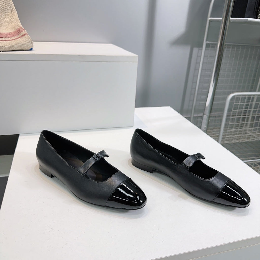 CHANEL FLAT MARY JANE SHOES 25S IN BLACK GLOSSY LAMBSKIN WITH BOW