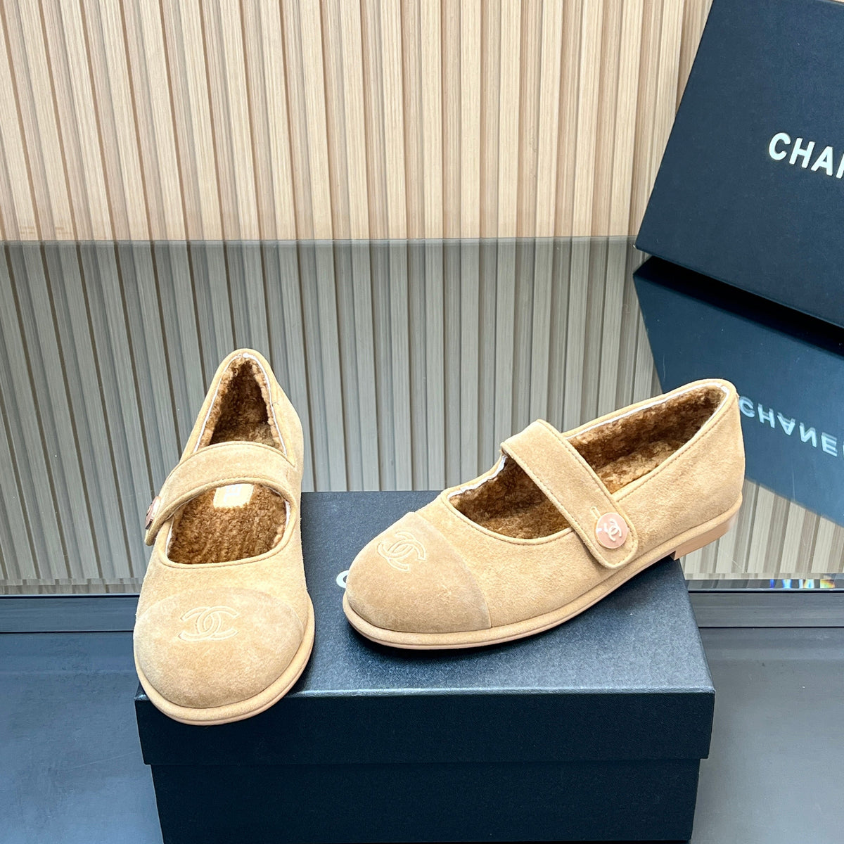 CHANEL 25S FURRY MARY JANE SHOES IN LIGHT BROWN SUEDE
