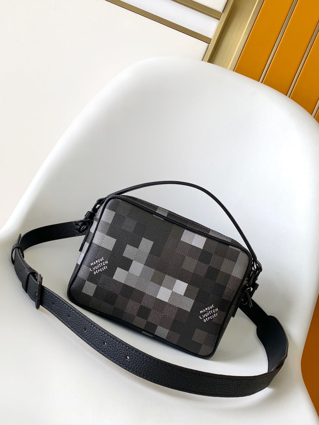 LOUIS VUITTON LV 25S NIL MESSENGER BAG 25 IN DAMOFLAGE BLACK CALFSKIN