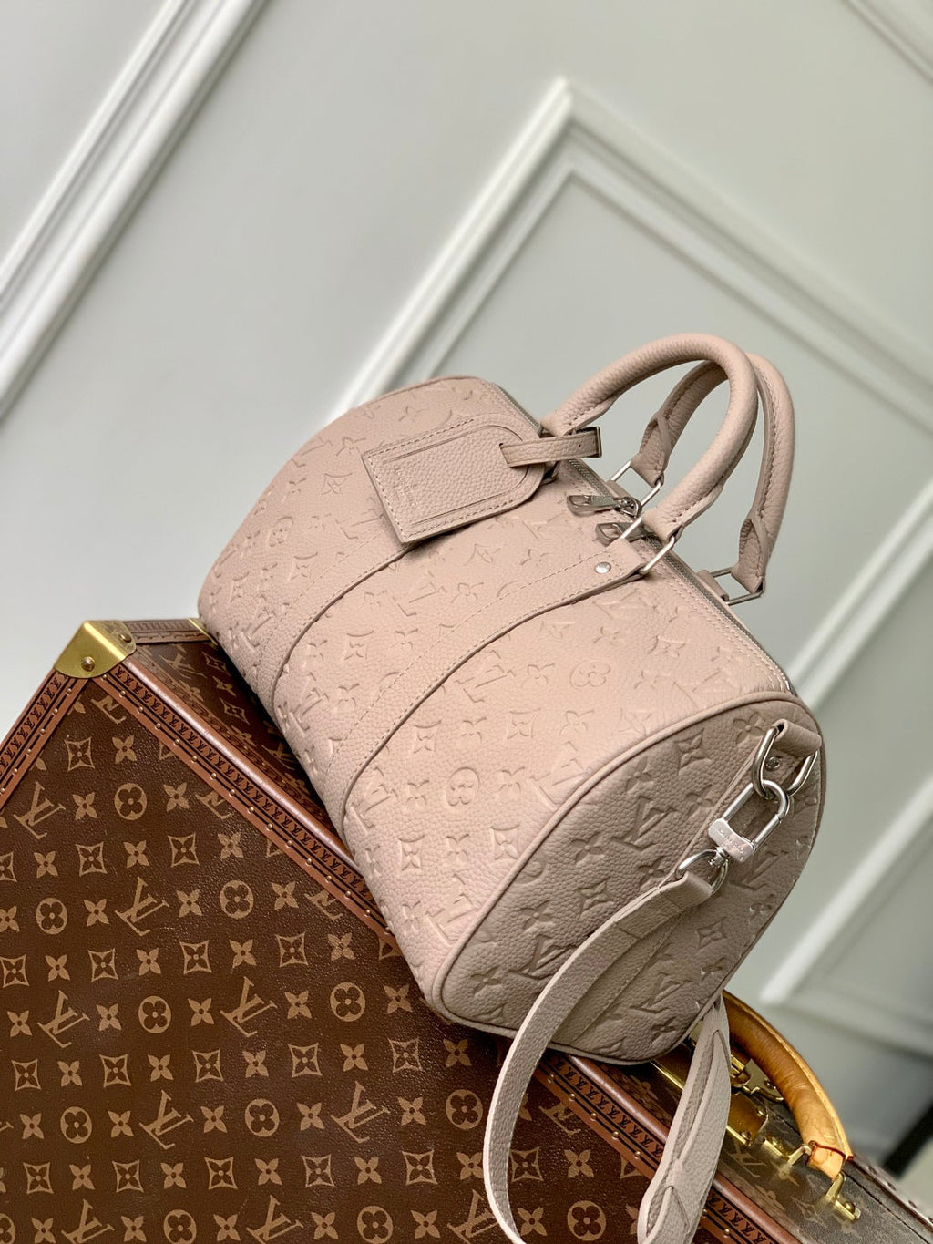 LOUIS VUITTON KEEPALL BANDOULIÈRE 34 BAG IN LIGHT BROWN MONOGRAM TAURILLON CALFSKIN