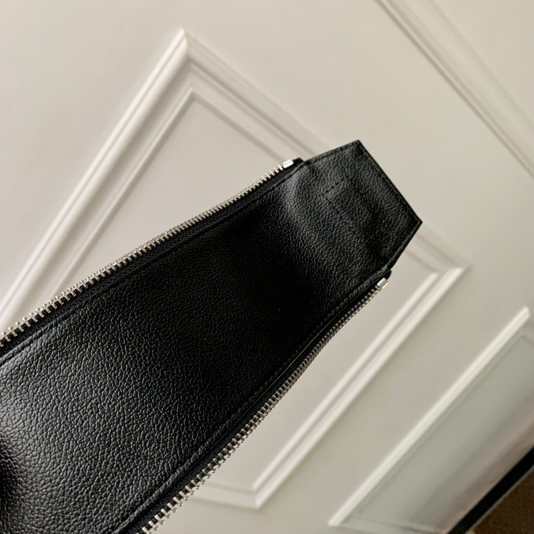 LOUIS VUITTON DOPP KIT 28 IN BLUE MONOGRAM COATED CANVAS