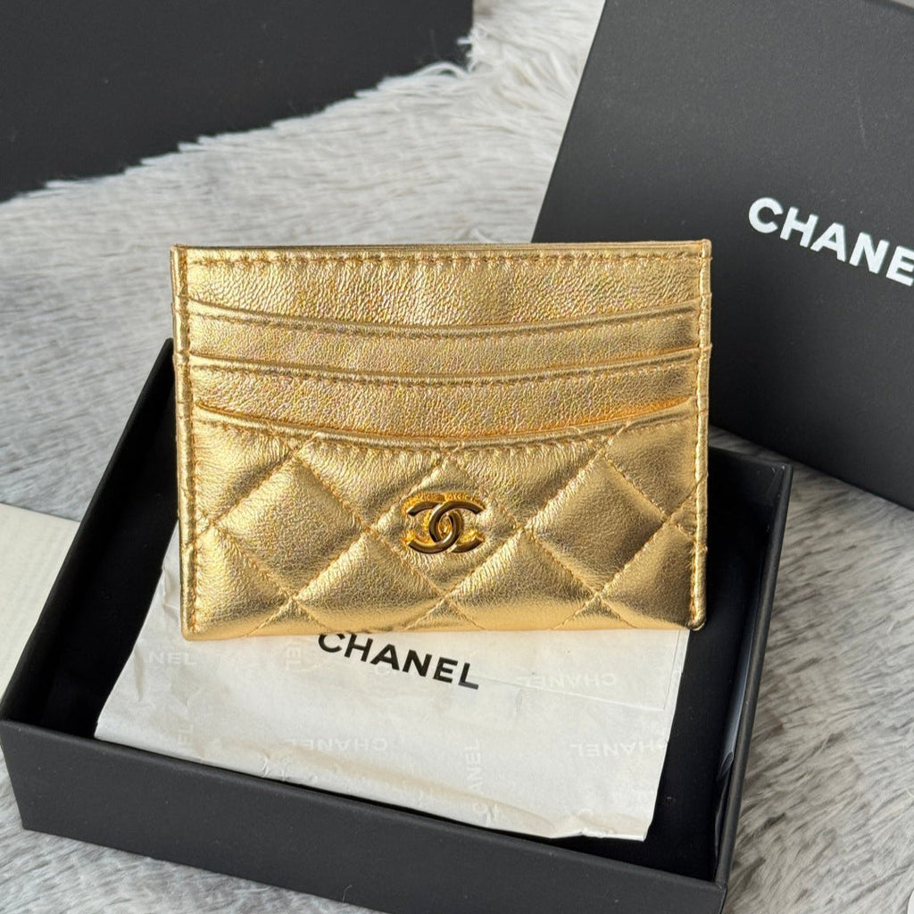 CHANEL 25S CARD HOLDER 11 IN GOLD LAMBSKIN GOLD HARDWARE