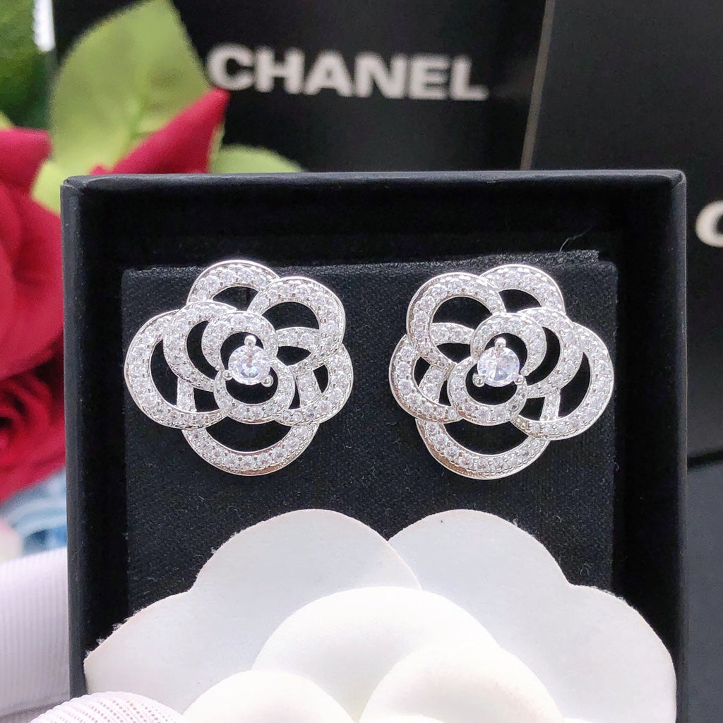 18K  Chanel Camellia Diamond Earrings