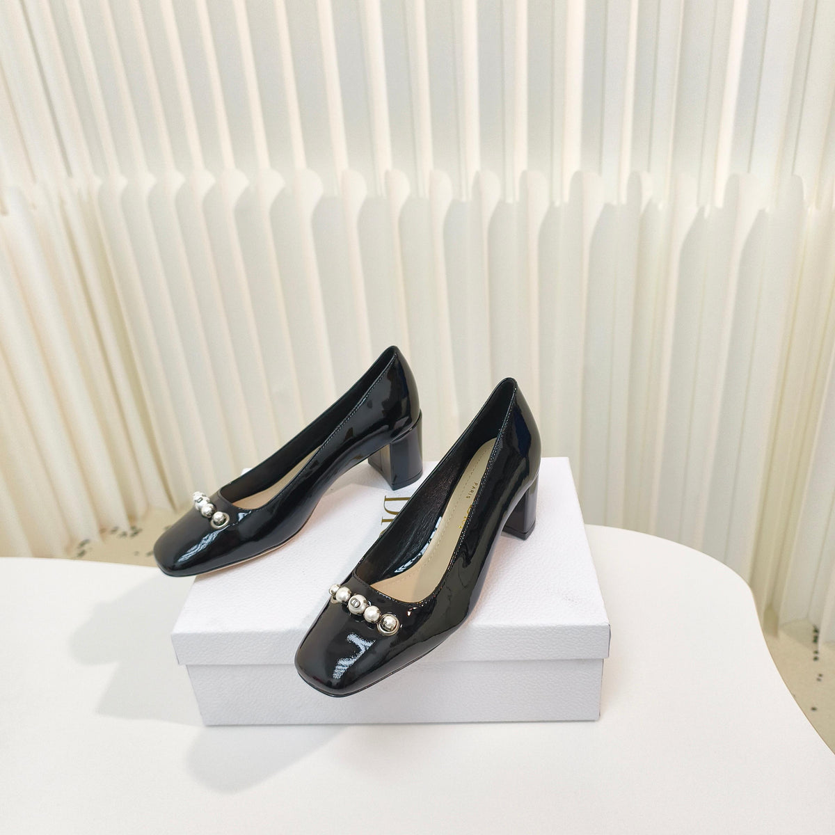 DIOR HIGH HEEL 55 MM 25S IN BLACK LAMBSKIN PEARL DETAILING