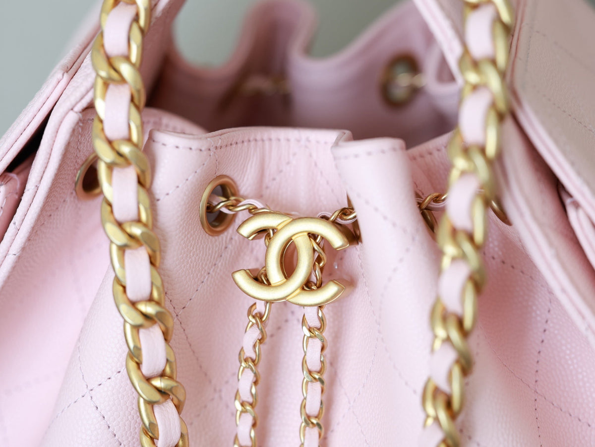 CHANEL 25S HOBO BAG 30 CM IN LIGHT PINK LAMBSKIN WITH GOLD HARDWARE