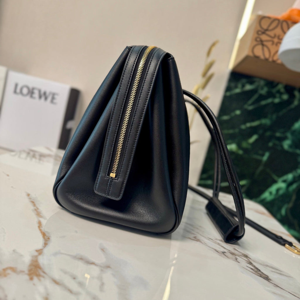 LOEWE 25S LARGE MADRID BAG 33 IN BLACK CALFSKIN GOLD HARDWARE