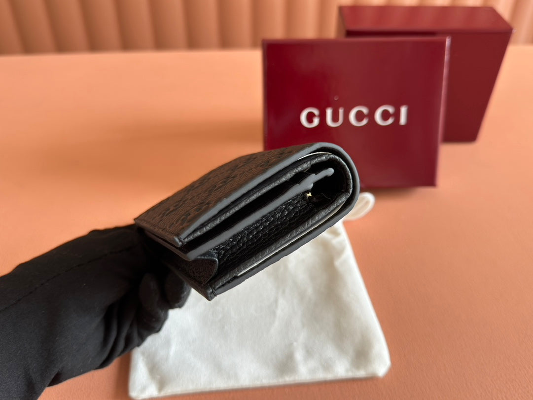 GUCCI EMBLEM MINI WALLET 11 IN BLACK  GRAINY CALFSKIN