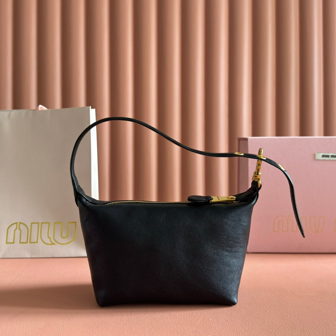 MIUMIU 26S CORDUROY POUCH BAG 25 IN BLACK CALFSKIN GOLD HARDWARE