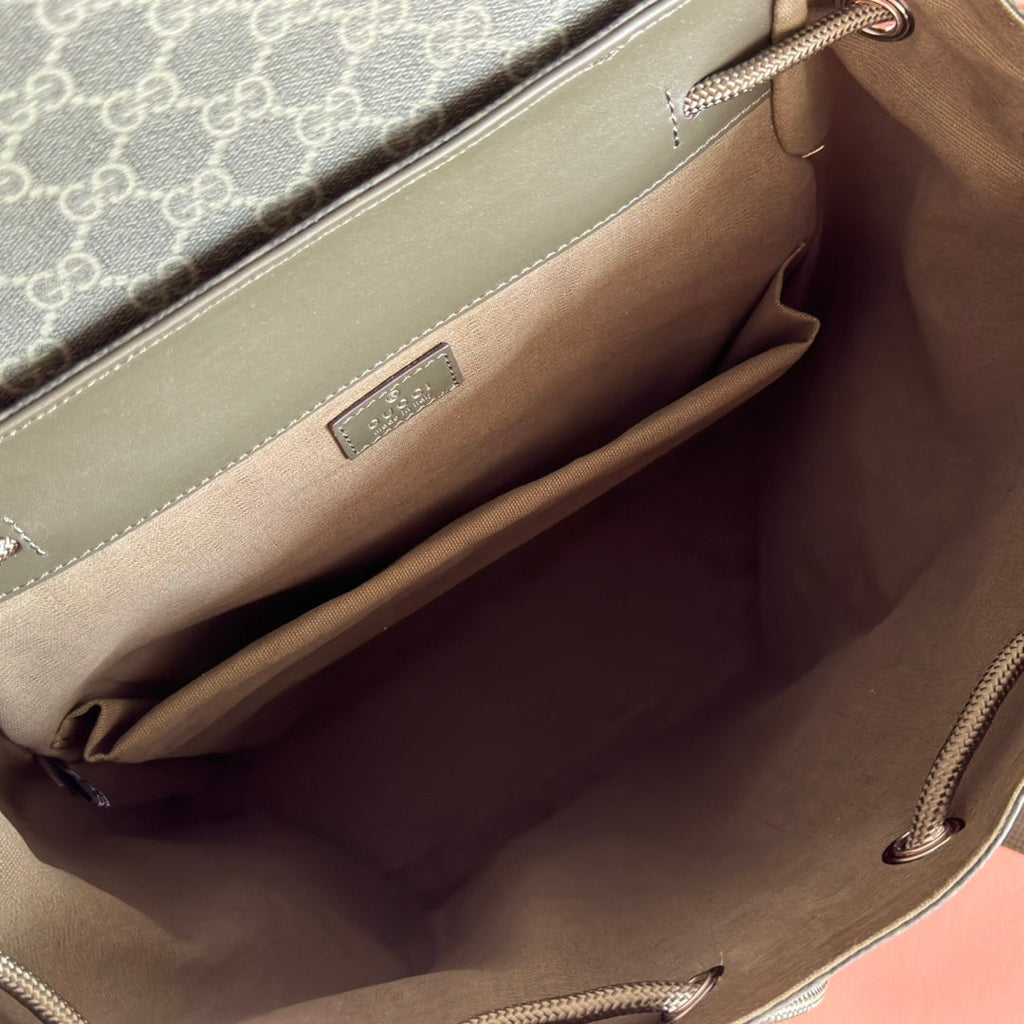 GUCCI 25S BACKPACK 46 CM IN MOSS GREEN CALFSKIN WITH SILVER HARDWARE