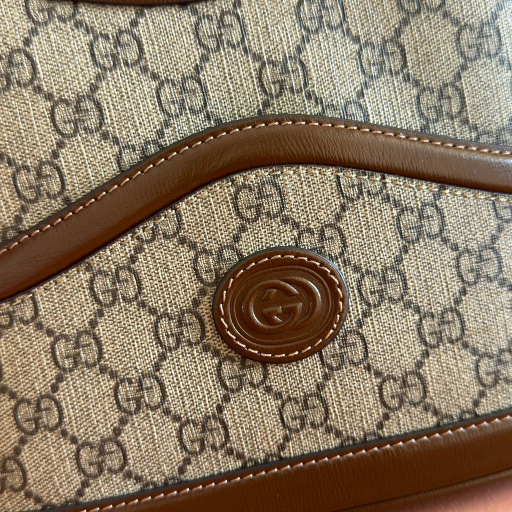 GUCCI 26S SHOULDER BAG 25 IN DARK BEIGE AND BROWN COATED CANVAS