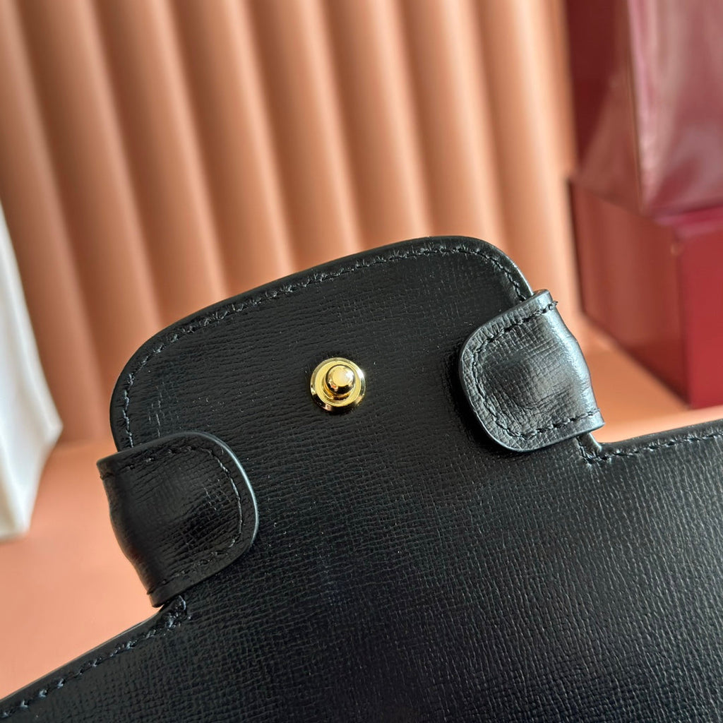 GUCCI 25S HORSEBIT 1955 MEDIUM SHOULDER BAG 29 CM IN BLACK CALFSKIN WITH GOLD HARDWARE