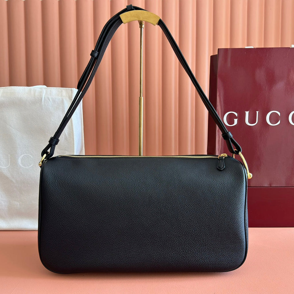 GUCCI 26S SHOULDER BAG 38 IN BLACK CALFSKIN