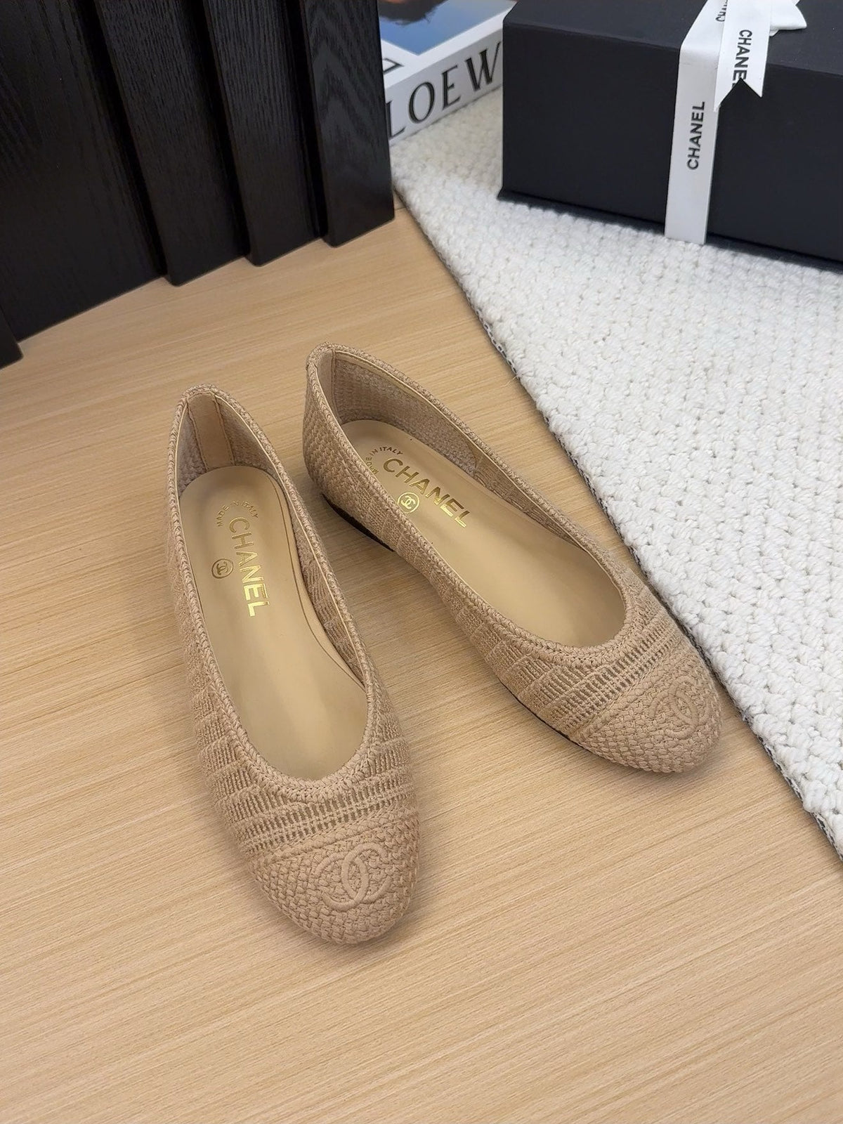 CHANEL 25 Ballet Flat Beige Raffia