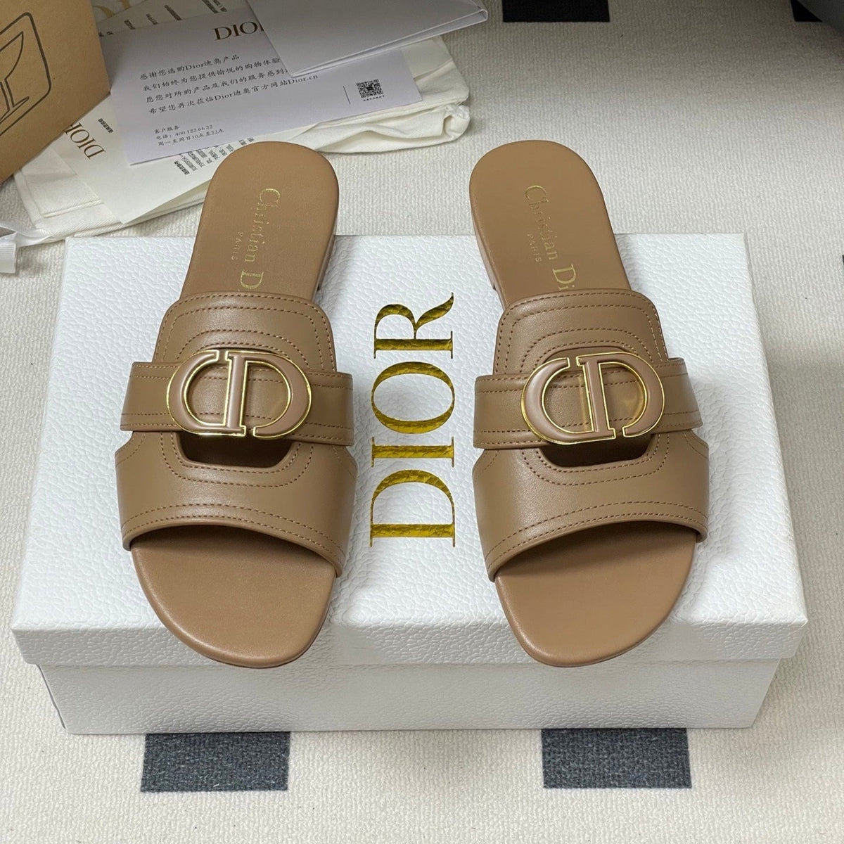 DIOR CLASSIC MONTAIGNE SANDALS 25S IN BROWN LAMBSKIN WITH CD LOGO