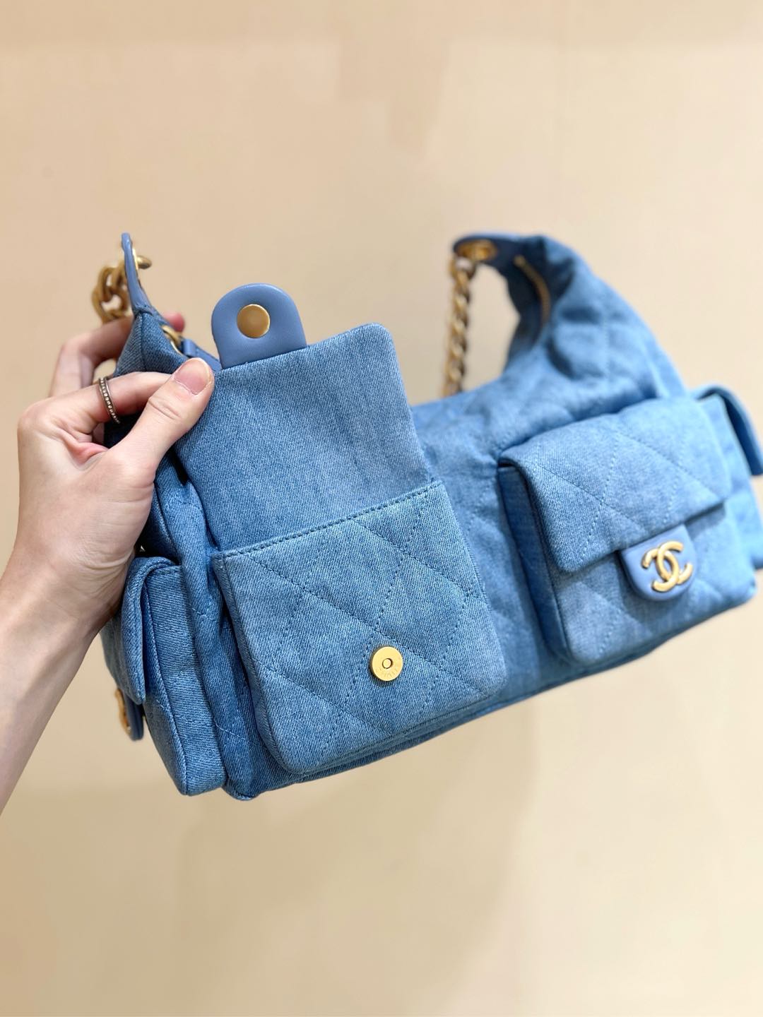 CHANEL 25S LARGE HOBO BAG 35 IN LIGHT BLUE DENIM GOLD HARDWARE