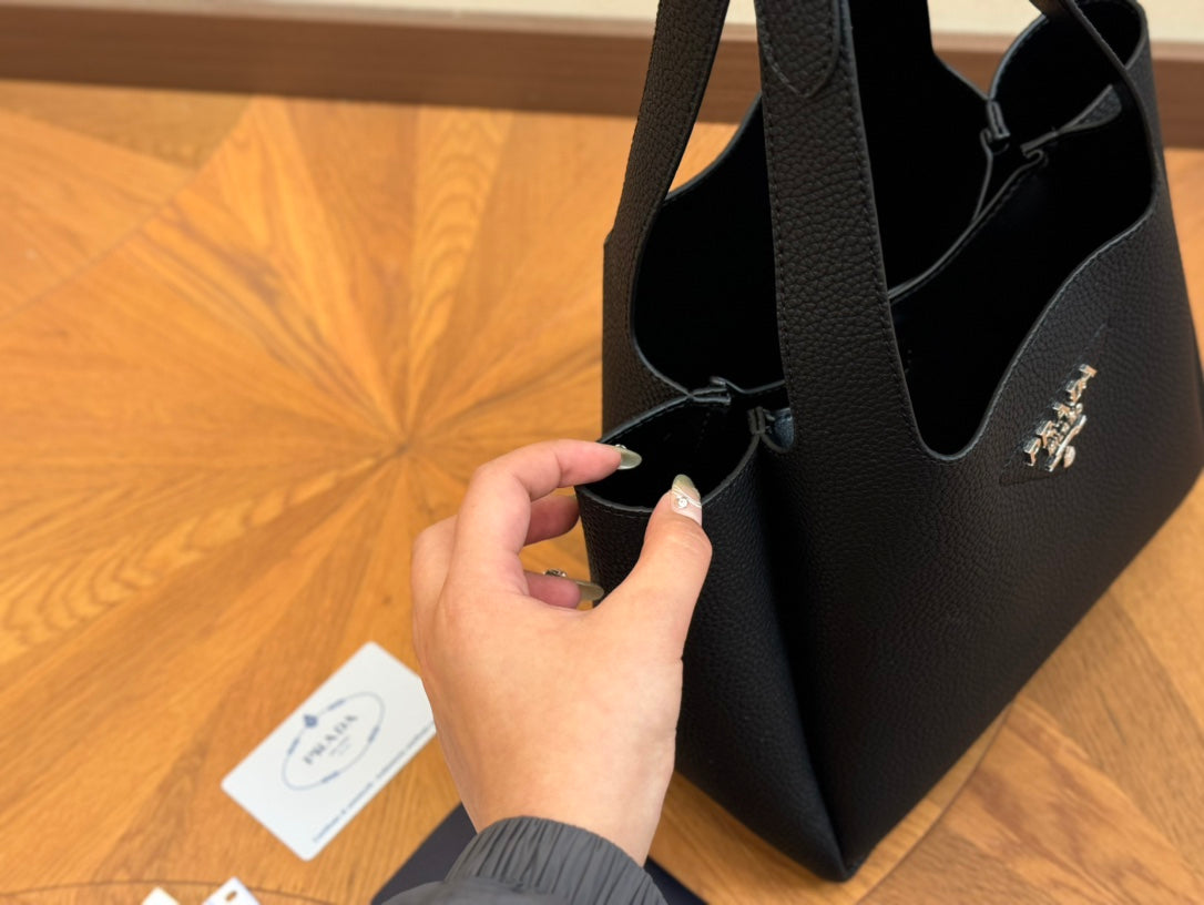 PRADA 25 BASKET BAG IN BLACK CALFSKIN