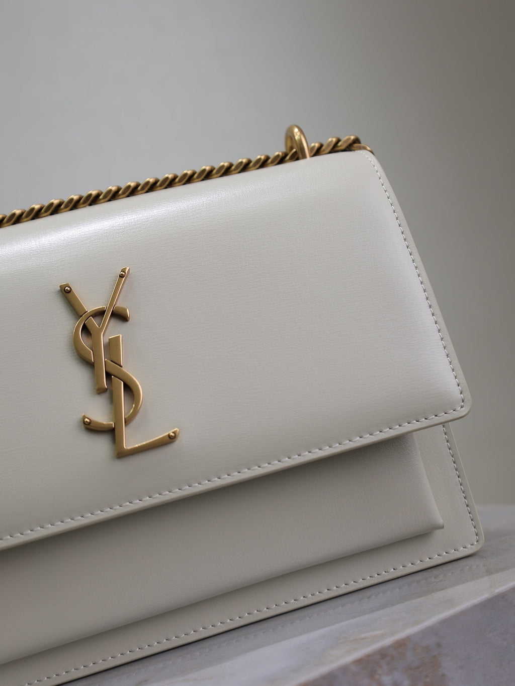 YSL 25S SUNSET BAG 22 IN IVORY CALFSKIN GOLD HARDWRE