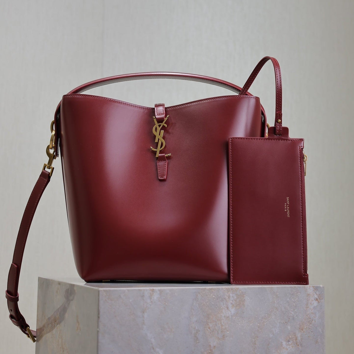YSL 25S LE 5 À 7 BUCKET 26 IN DARK BURGUNDY CALFSKIN GOLD HARDWRE
