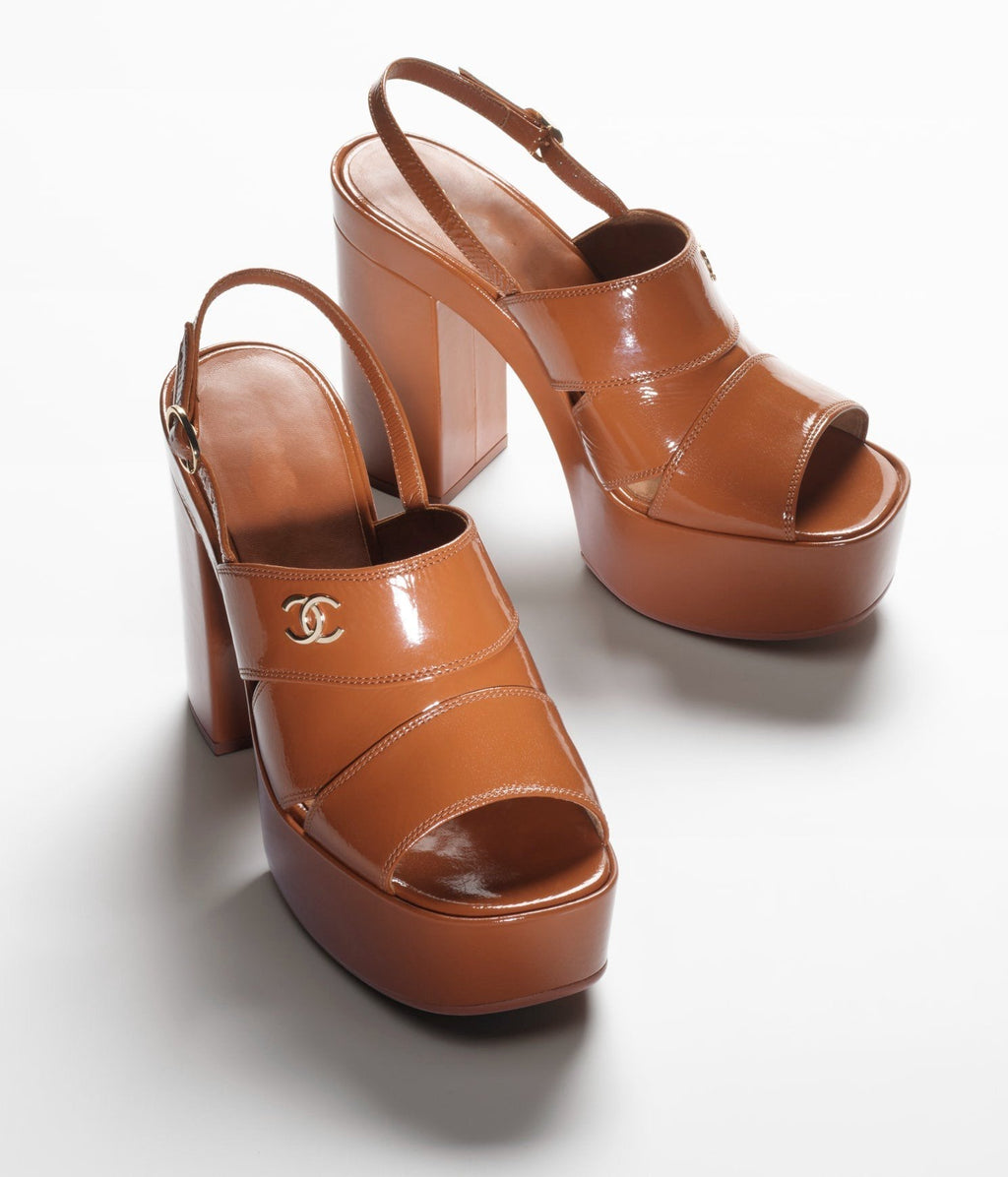 CHANEL SANDALS LIGHT BROWN CRUMPLED LAMBKSIN