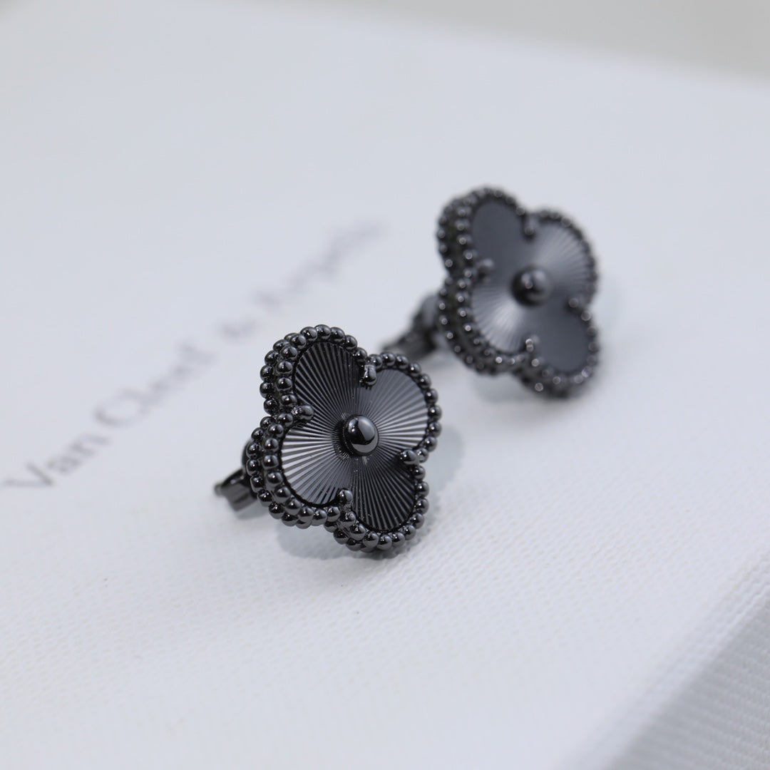 Van Cleef & Arpels Vintage Alhambra Earrings