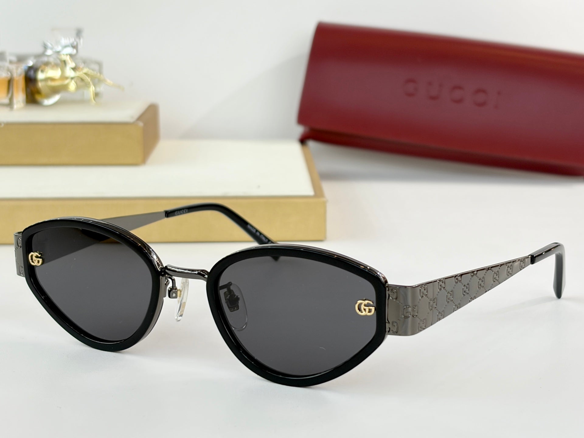 GUCCI Sunglasses-GG2034SK